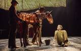 Tom Sturgess (Albert Narracott) and Diany Samba-Bandza, Jordan Paris, Eloise Beaumont-Wood (Baby Joey) in War Horse. Credit Brinkhoff-Moegenburg.